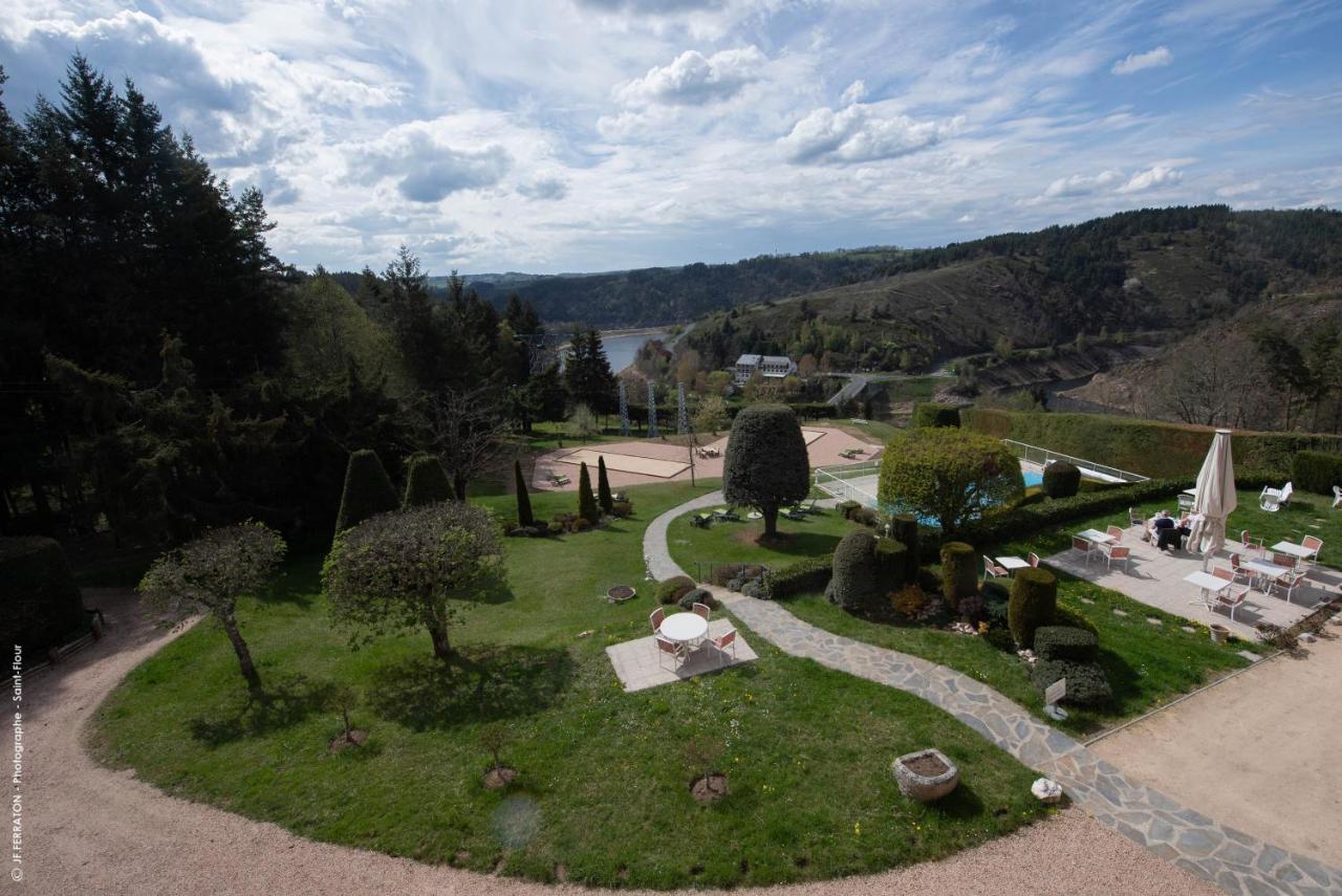 Logis Hotel Beau Site Loubaresse  Exteriör bild