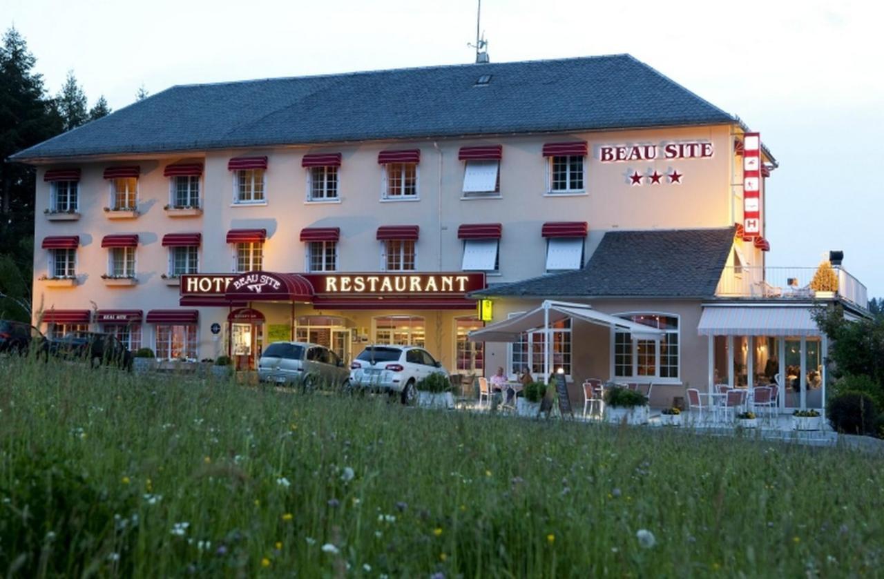 Logis Hotel Beau Site Loubaresse  Exteriör bild